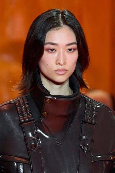 Look 73